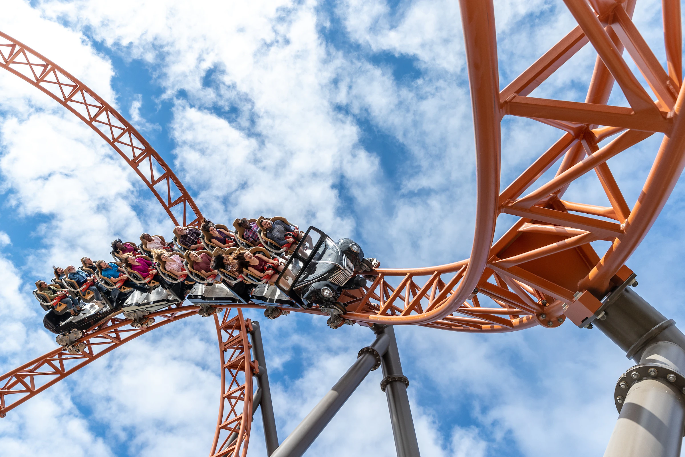 CAROWINDS 002