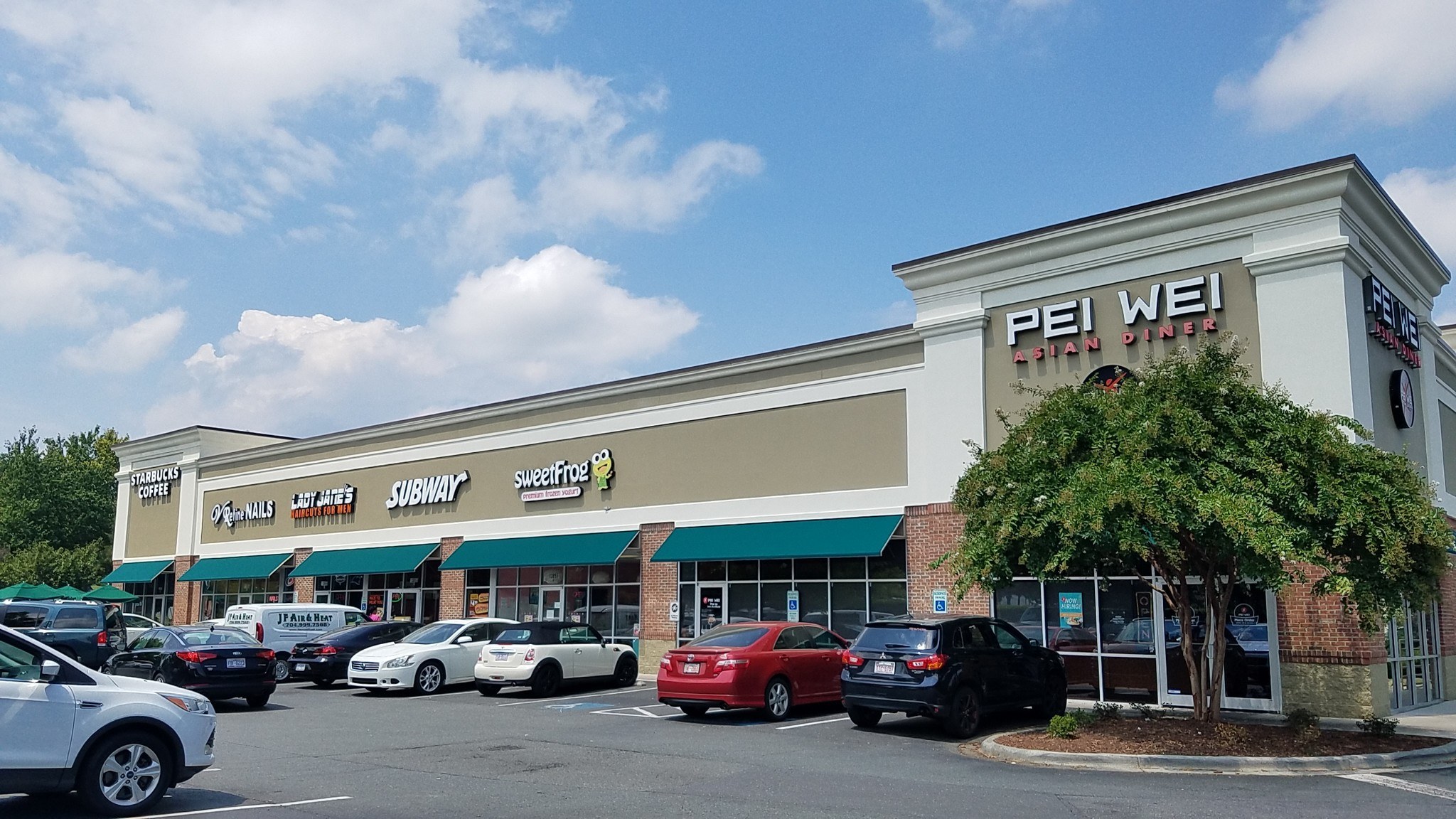 Toringdon Market Shopping Center